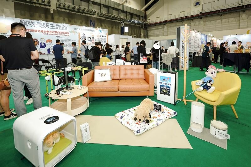 布置溫馨有愛的寵物長照館，本主題館匯集了針對犬貓及非犬貓等不同動物的先進照護技術與產品。(圖片來源/侒可傳媒)