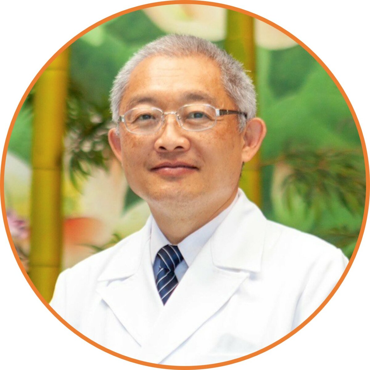 李彞邦為慈濟大學醫學院口腔醫學暨材料研究所副教授、佛教慈濟醫療財團法人花蓮慈濟醫院牙科部特殊需求口腔醫學科主任、台灣口腔照護協會常務理事