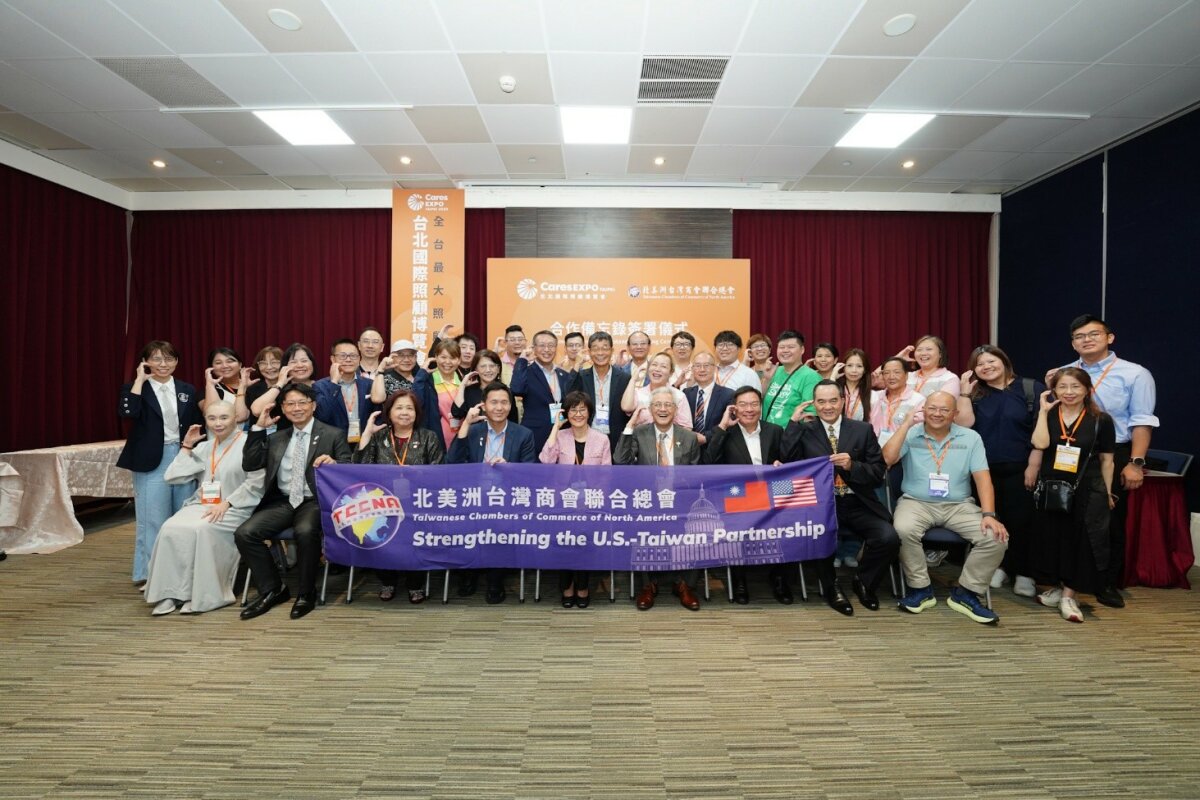 現場與會來賓共同合影（圖片來源：侒可傳媒）