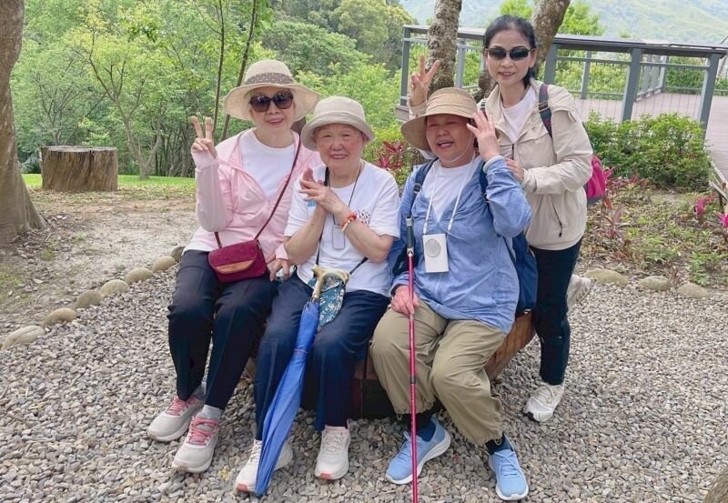 「歡喜慢遊」不只是一趟旅行，而是一場為長者量身打造的「無壓力體驗」。（圖片來源／侯勝宗）