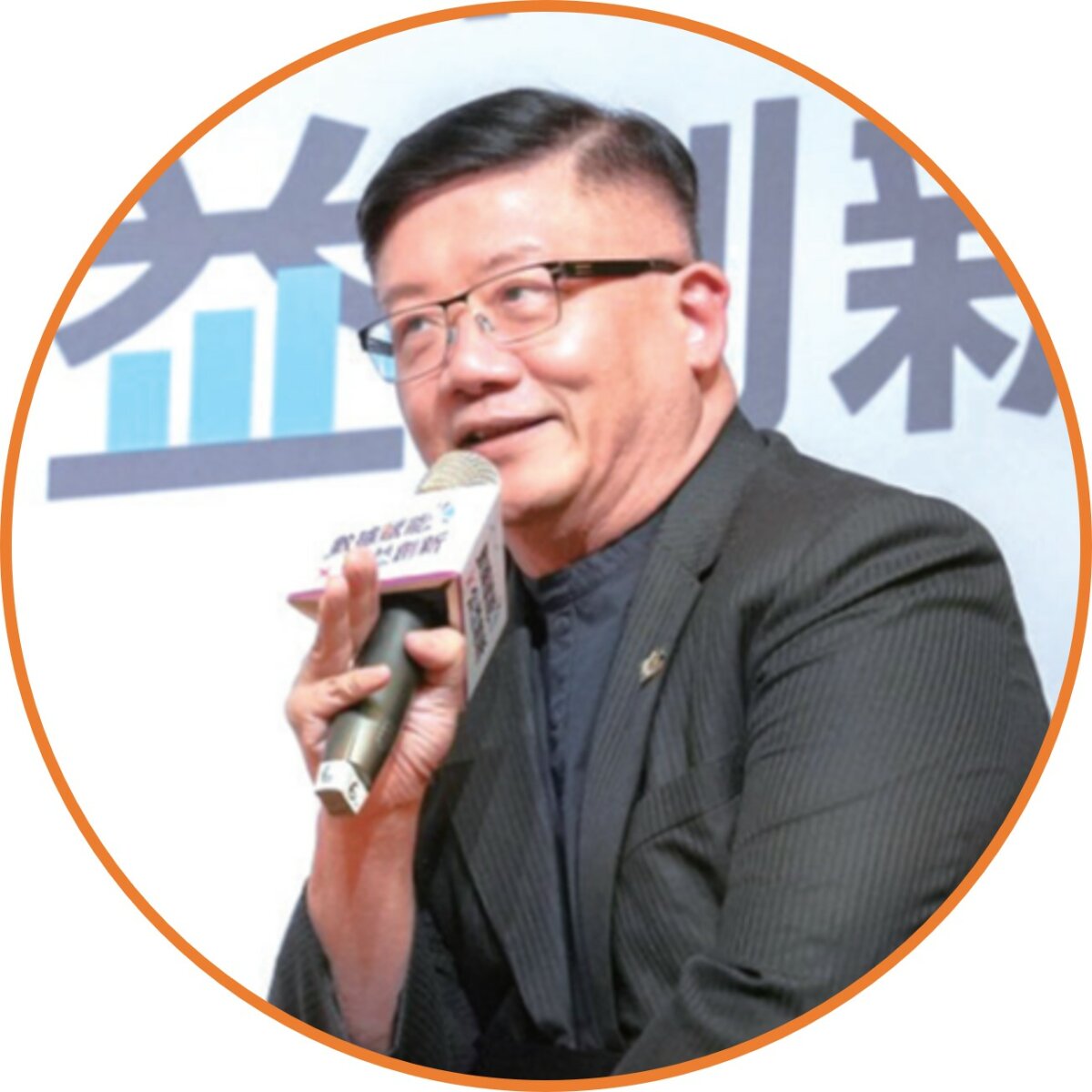 曉明社會福利基金會執行長陳文良