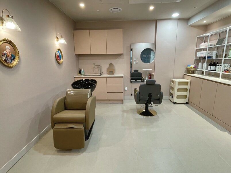 Buchu The Classic 設有理髮空 間