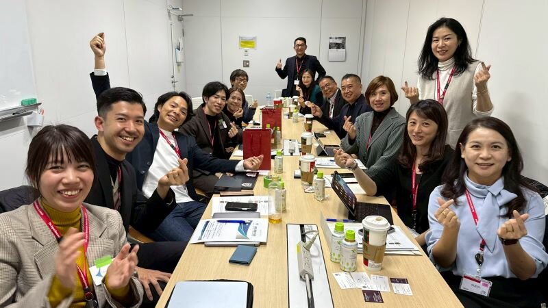 台灣銀髮產業協會與日本CSBA 理事長水野友喜（左三）及成員交流，3 月也將與CSBA 在台簽署友好備忘錄。(圖片來源/台灣銀髮產業協會)