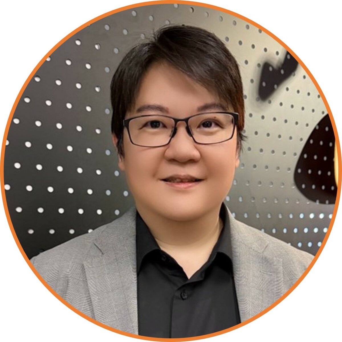 衛福部長照司簡任技正白姍綺