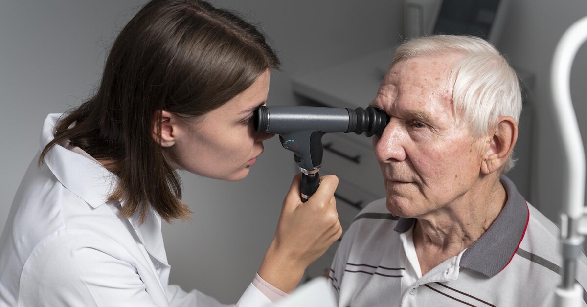 【黃群宸專欄】視覺功能退化，是高齡照顧最常被低估的風險槓桿