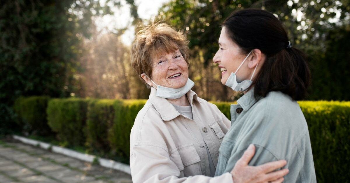 【黃龍冠專欄】從「撐不住」翻轉成「撐得住」—從長照安排假看超高齡社會政策轉型
