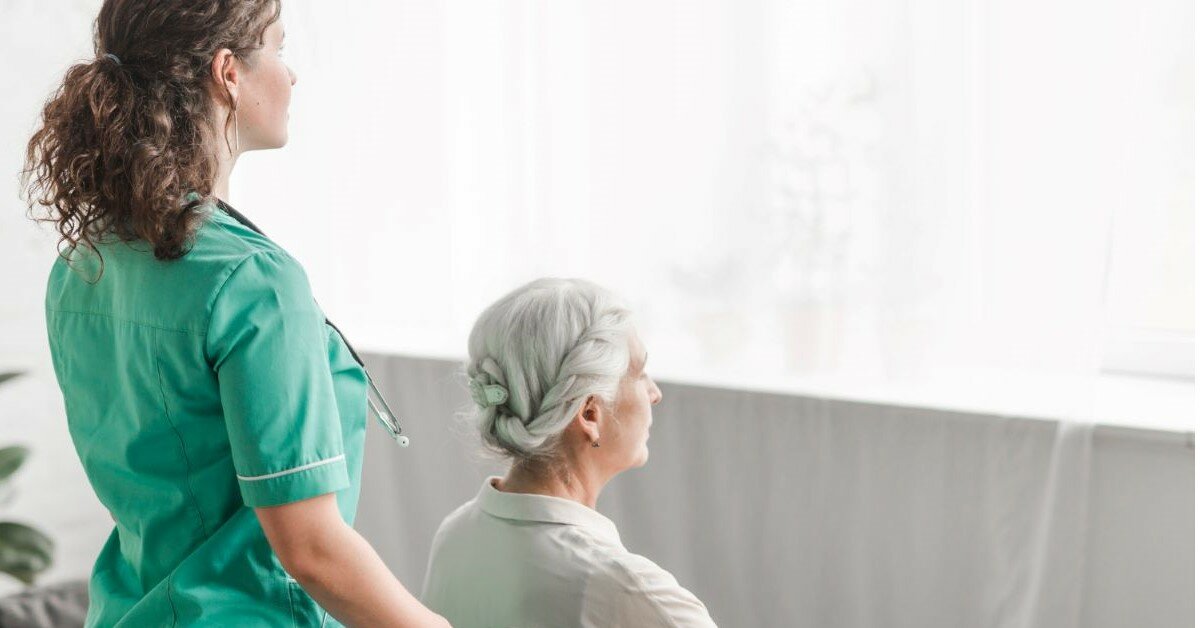 【高嘉足專欄】讓長照走向「義務照顧」：集中式服務取代零碎浪費