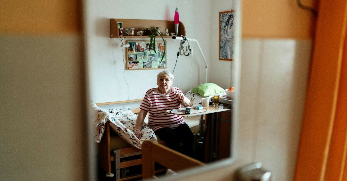 【黎世宏專欄】從社區共生到高風險現場  現行家庭托顧的三大安全警訊