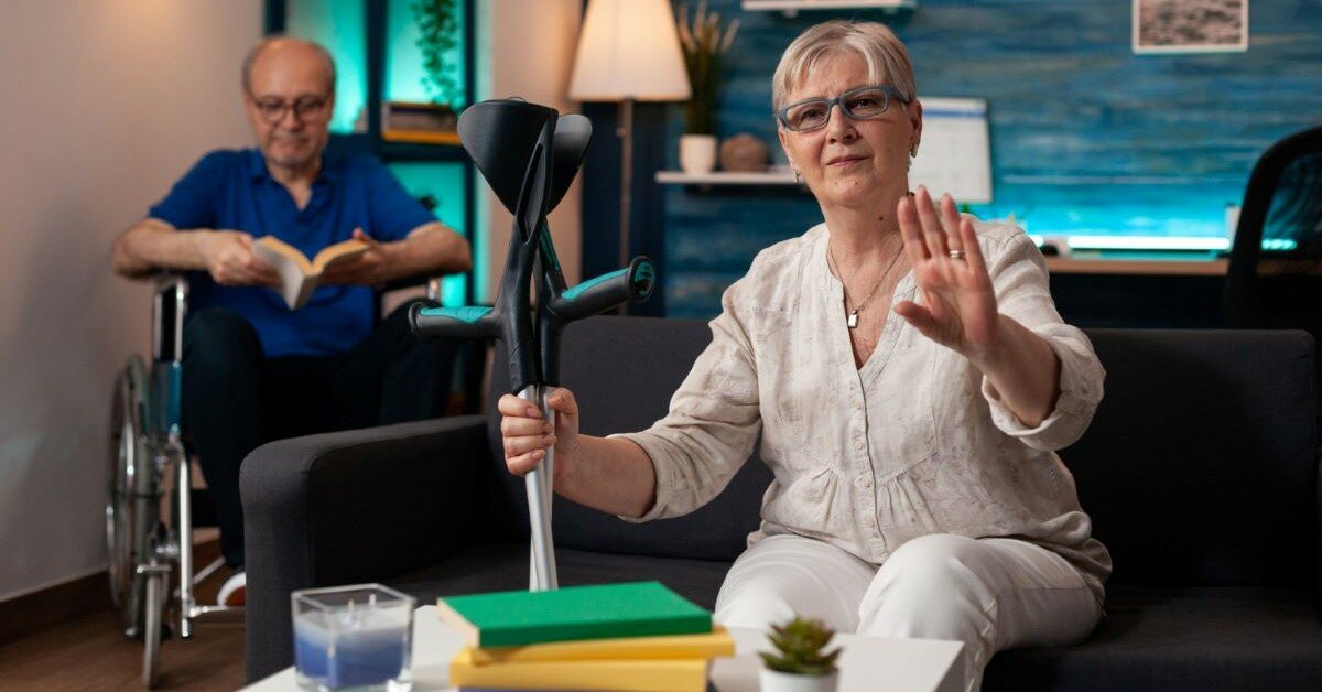 【張詠家專欄】長照3.0上路在即  智慧輔具新制的第一線挑戰