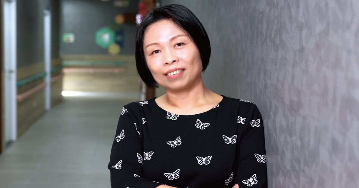 【封面人物】自許小恐龍逆轉困境 邱秋華的大愛青春夢 帶領團隊共創未來