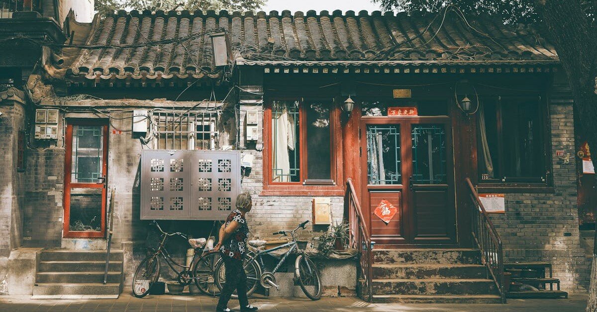 【邱宏吉專欄】當房子老舊、孩子也少了~台灣雙老社會下的居住危機