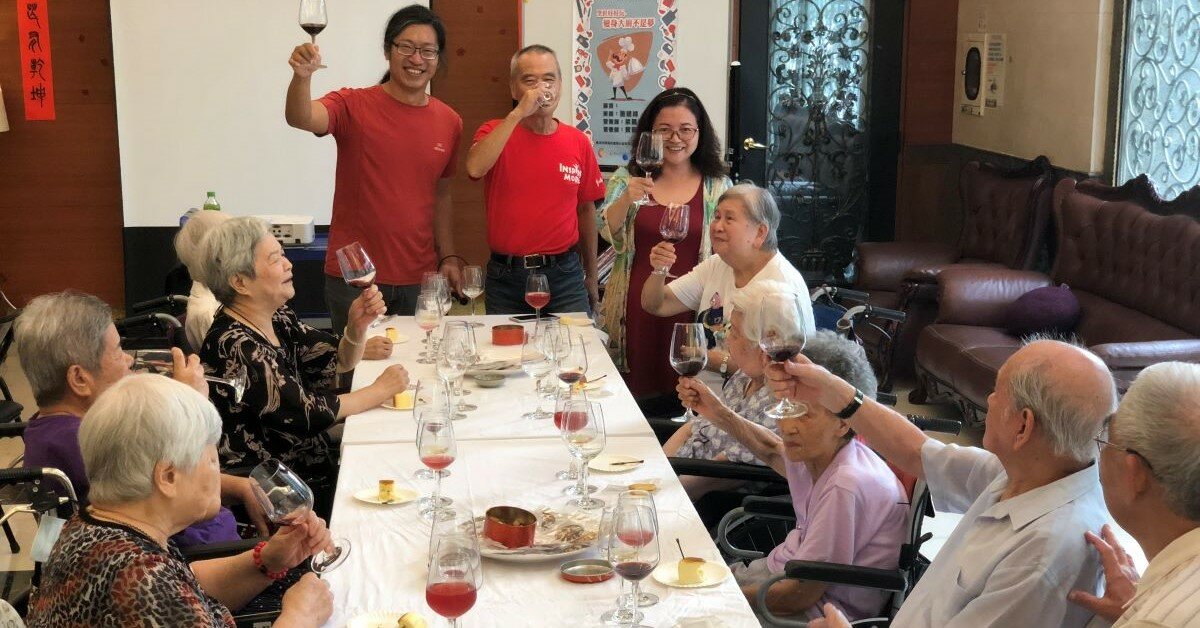 【照顧100】 北部地區｜人性化科技與溫情 智慧照顧的長跑者  貴族服務軟硬兼備